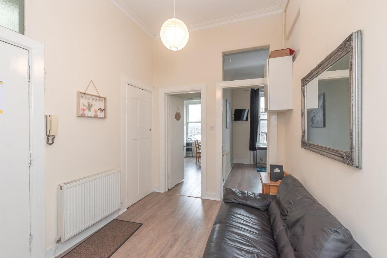 Spacious Ensuite Rooms In Edinburgh City Centre - Excellent Location Exterior photo